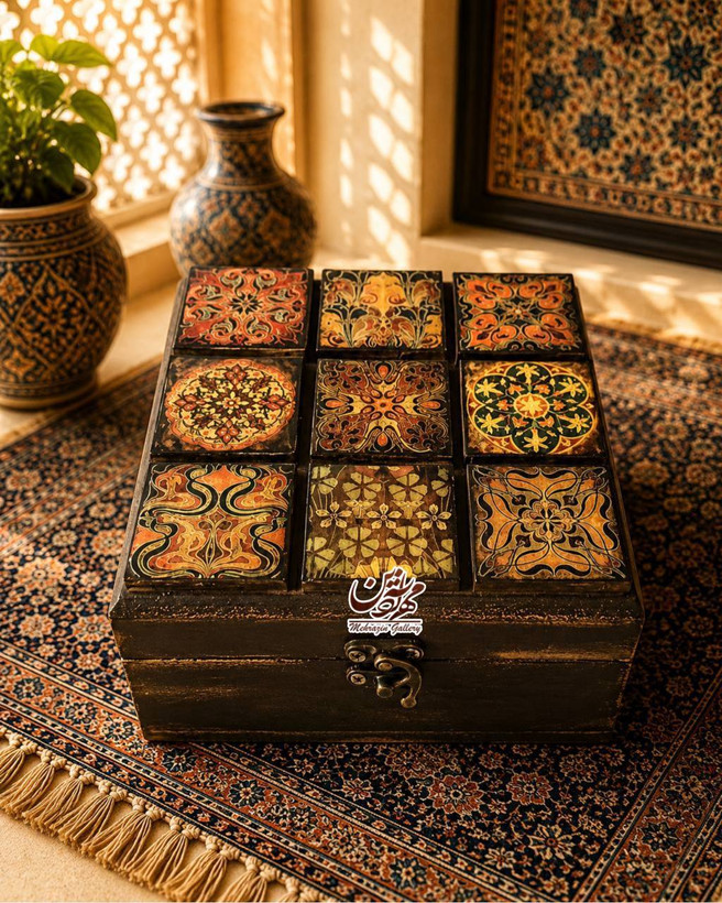 جعبه چوبی هدیه نماکاشی مربع گالری مهرآذین
