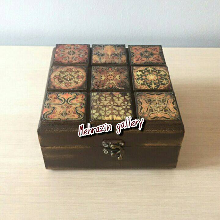 جعبه چوبی هدیه نماکاشی مربع گالری مهرآذین