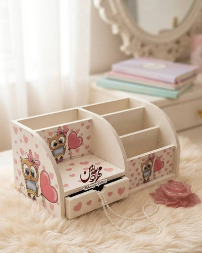 استند چوبی دخترانه گالری مهرآذین