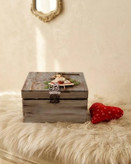 جعبه هدیه چوبی گالری مهرآذین