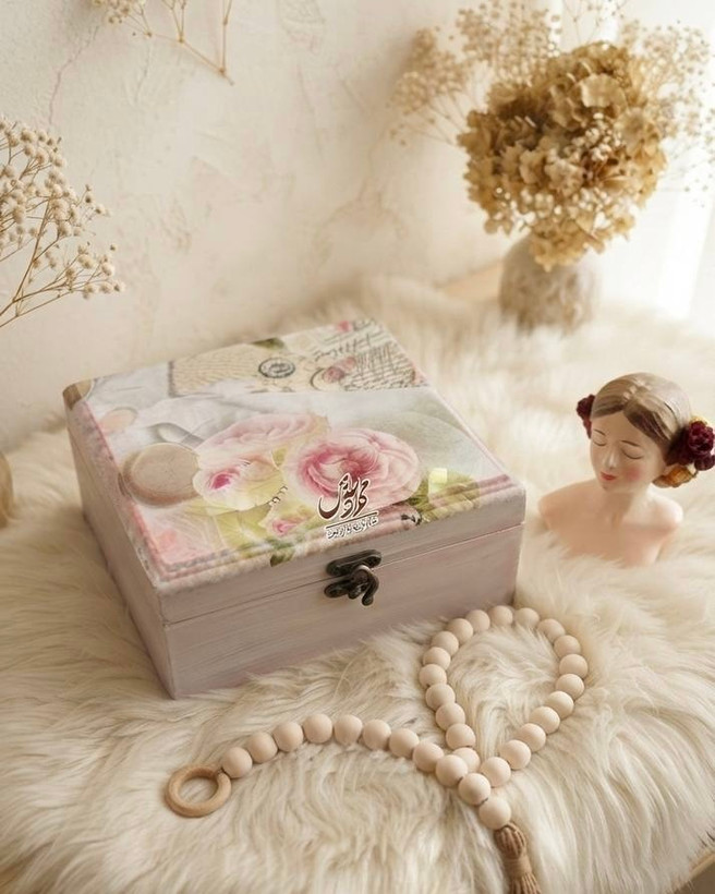 جعبه چوبی گالری مهرآذین